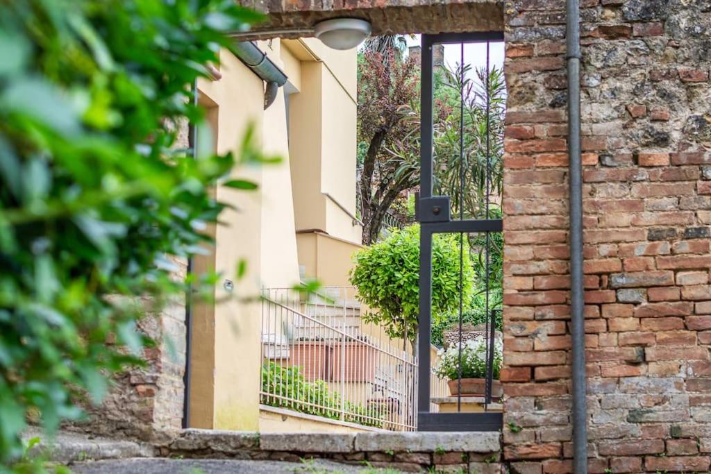 Marble - A Pochi Passi Dal Centro E Dalla Stazione Siena Buitenkant foto